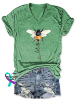 Women’s Let It Bee Art Print V-neck Casual T-Shirt Green / S