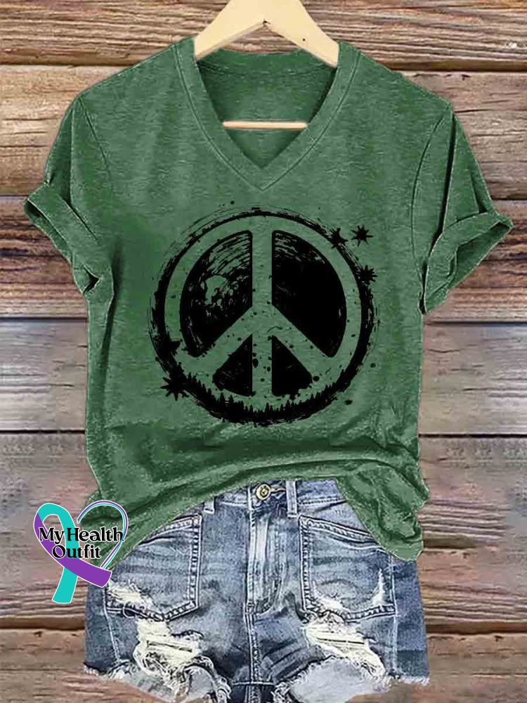 Women’s Peace Symbol Art V neck Casual T Shirt Green / S