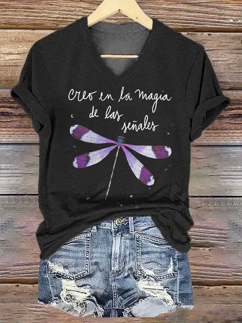 Women's Creo En La Magia De Las Señales Dragonfly V-neck Casual T-Shirt