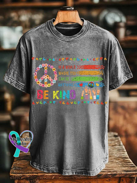 IN A WORLD WHERE YOU CAN BE ANYTHING BE KIND Peace Sign T-shirt Grey / S