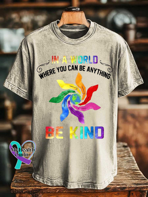 IN A WORLD WHERE YOU CAN BE ANYTHING BE KIND Rainbow T-shirt Sand / S