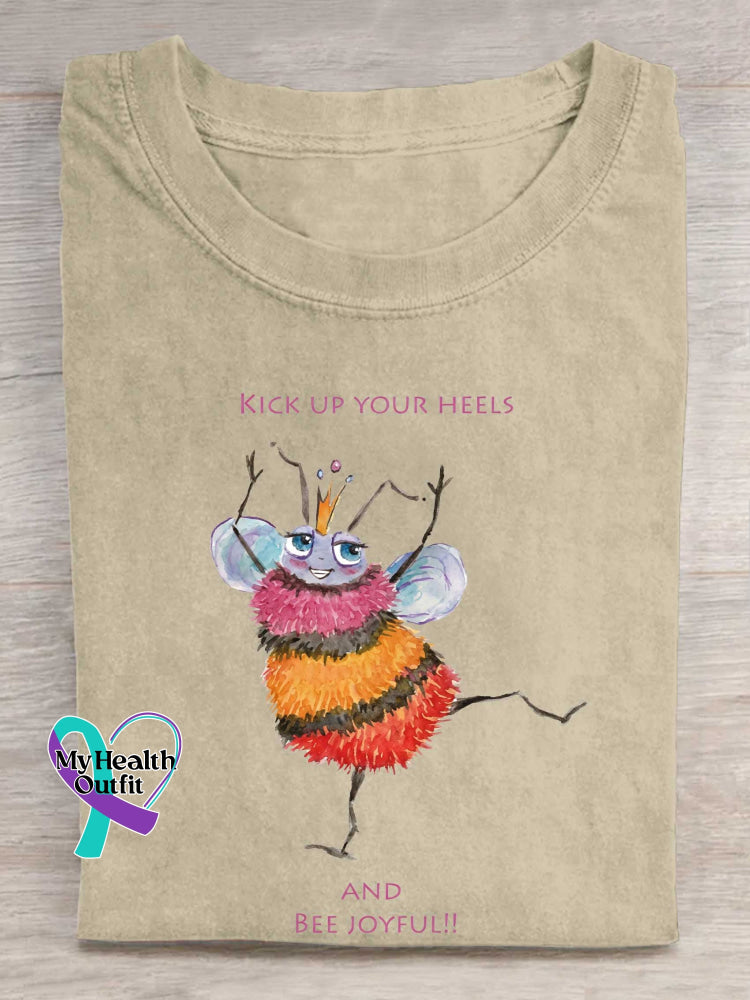 Kick Up Your Heels And Bee Joyful Print T-shirt Khaki / S