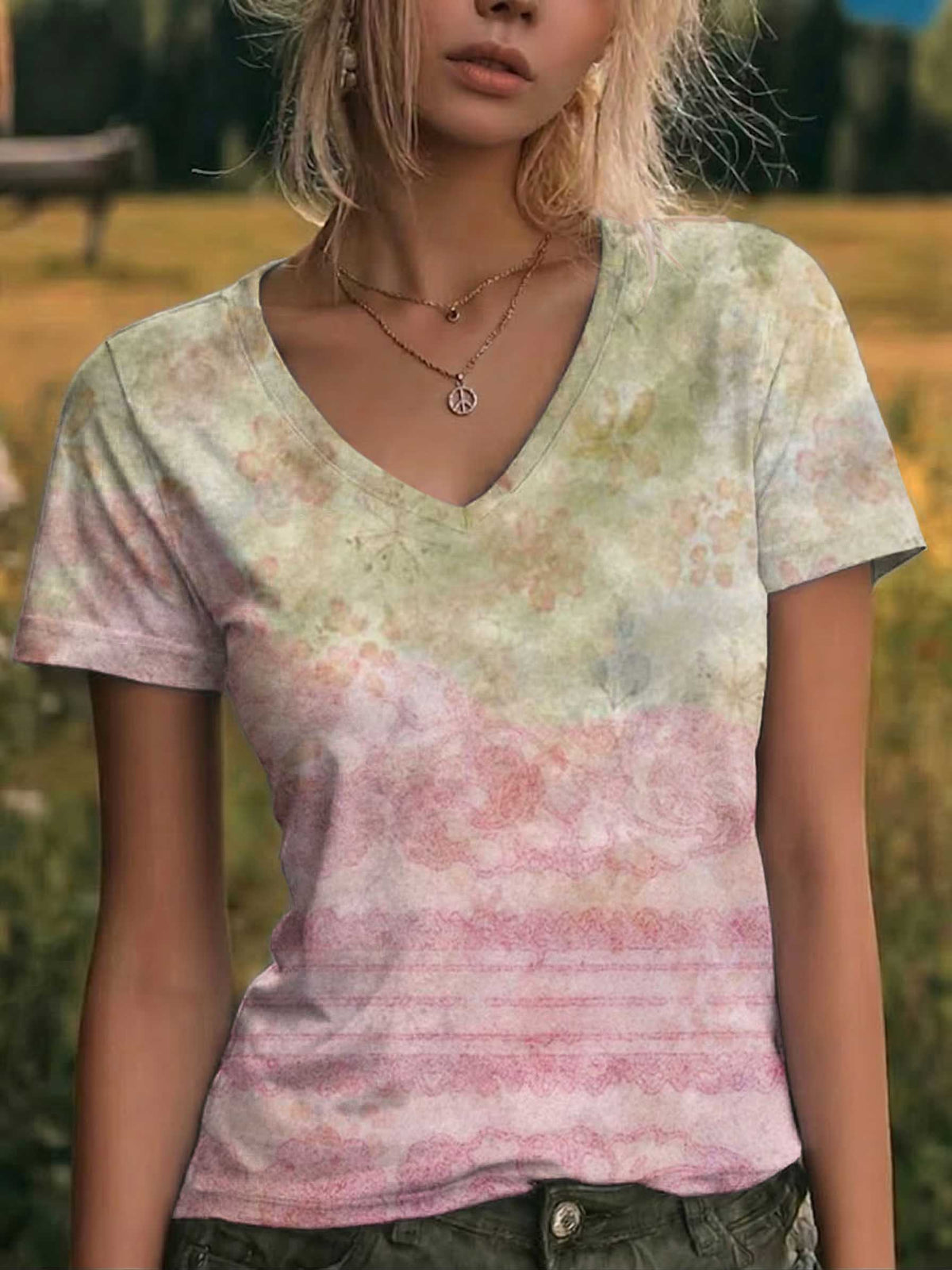 Floral V-neck Casual T-shirt