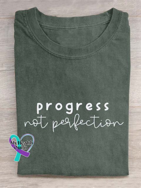 Progress Not Perfection Letter Art Design T-Shirt Green / S