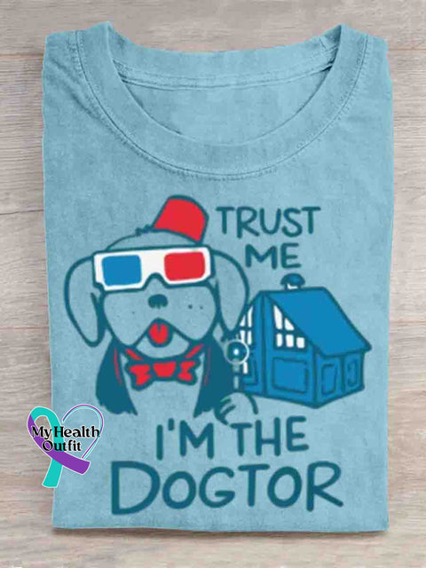 Trust Me I’m The Dogtor Art Print T-shirt Blue / S