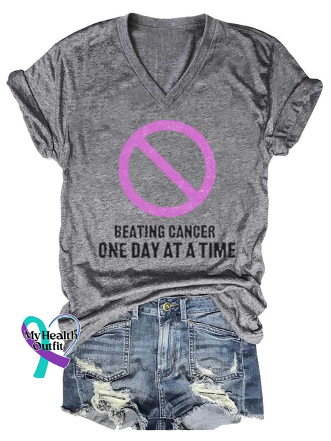 Women’s BEATING CANCER ONE DAY AT A TIME Breast Cancer Awareness V neck Casual T Shirt Grey / S