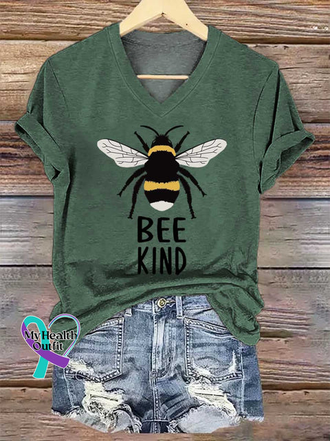 Women’s BEE KIND V-neck Casual T-Shirt Green / S