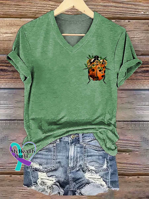 Women’s Floral Ladybug Art V-neck Casual T-Shirt Green / S
