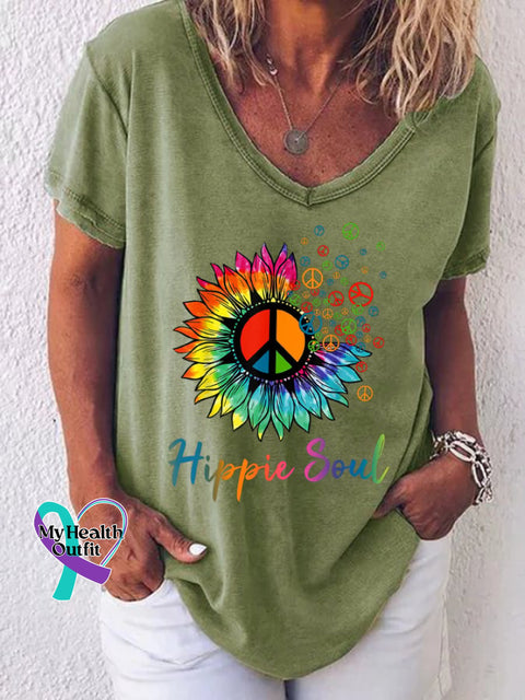 Women’s Hippie Soul Retro Flower Lover Printed V-Neck T-Shirt Green / S