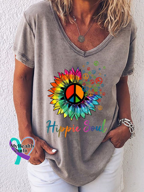 Women’s Hippie Soul Retro Flower Lover Printed V-Neck T-Shirt Grey / S