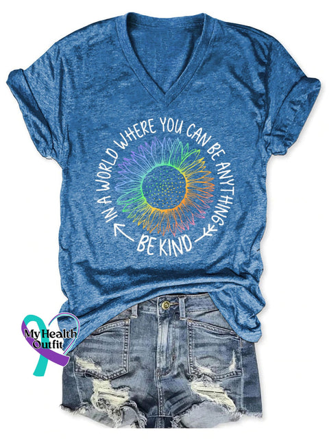 Women’s In A World Where You Can Be Anything Kind Print Casual T-Shirt Blue / S