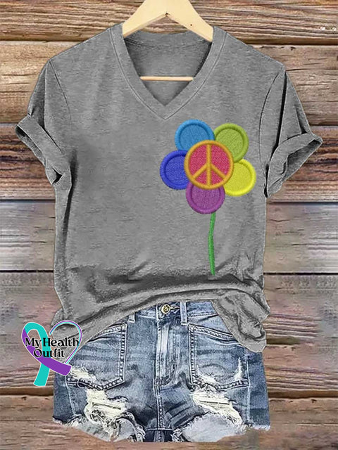Women’s Peace Sign Flower Art V-neck Casual T-Shirt Grey / S
