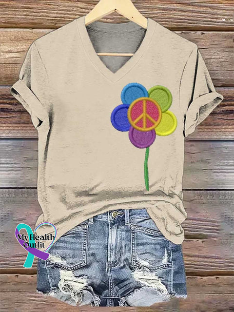 Women’s Peace Sign Flower Art V-neck Casual T-Shirt Sand / S