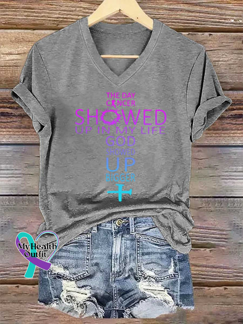 Women’s THE DAY CANCER SHOWED UP IN MY LIFE GOD SHOWED UP BIGGER V-neck Casual T-Shirt Grey / S
