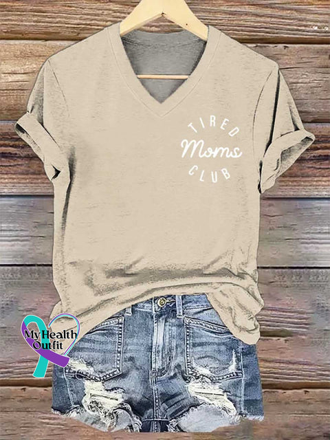 Women’s TIRED Moms CLUB V-neck Casual T-Shirt Sand / S