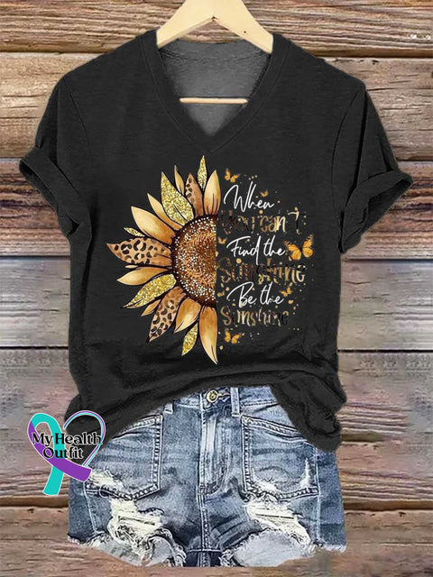 Women’s When You Can’t Find The Sunshine Be The Sunshine V-neck Casual T-Shirt Black / S
